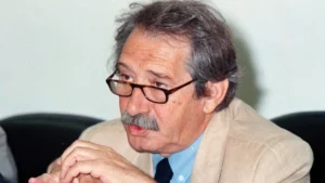 Πέθανε ο δημοσιογράφος Αντώνης Κούρτης – Σημαντική προσωπικότητα της δημοσιογραφίας και της δημόσιας ζωής