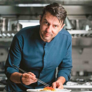 «Η Τέχνη της Υψηλής Γαστρονομίας : Συνέντευξη με τον Chef Διεθνούς Φήμης Niko Koulousias»