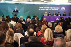 Νίκος Ανδρουλάκης Με Γιάννη Βαρδακαστάνη Γραμματέα το ΠΑΣΟΚ και νέα ηγετική ομάδα