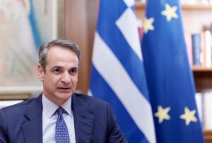 Κ. Μητσοτάκης: Μήνυμα ενότητας, στήριξη συνεργάτη και αιχμές για την πολιτική τοξικότητα στην εβδομαδιαία ανασκόπηση