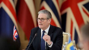 Σε πολιτικό κλοιό ο Στάρμερ: Σενάρια αποχώρησης και μάχη διαδοχής στους Εργατικούς