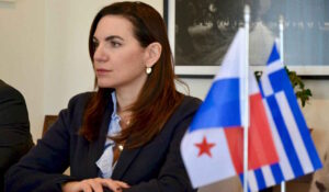 Κεφαλογιάννη – Δούκας: Σφοδρή πολιτική αντιπαράθεση για τον υπερτουρισμό στην Αθήνα