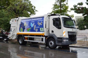 Μεγάλη ενίσχυση στην ανακύκλωση: 1.000 νέα απορριμματοφόρα και σύγχρονος εξοπλισμός στους δήμους