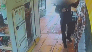 Πανικός στη Νίκαια: Άνδρας εισέβαλε σε νοσοκομείο κρατώντας αεροβόλο – Επέμβαση της αστυνομίας χωρίς τραυματισμούς