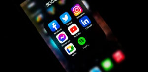 Ψηφιακή ταυτότητα σε κρίση: Τα σοβαρά κενά ασφαλείας που εκθέτουν το σχέδιο της ΕΕ για έλεγχο ηλικίας