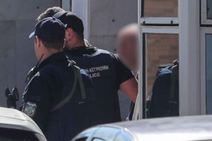Σύλληψη 30χρονου στον Άγιο Δημήτριο για άσκοπους πυροβολισμούς