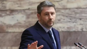 Ανδρουλάκης κατά κυβέρνησης: Καταγγελίες για «μιντιακό μηχανισμό» και πολιτική στοχοποίηση