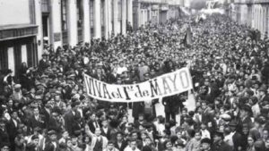 Η Πρωτομαγιά: Από τους εργατικούς αγώνες του Σικάγο έως τη σύγχρονη παγκόσμια γιορτή της εργασίας