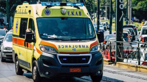 Τραγωδία στα Χανιά: Νεκρός 53χρονος μετά από σύγκρουση ασθενοφόρου του ΕΚΑΒ με ΙΧ – Τραυματίστηκαν δύο διασώστες