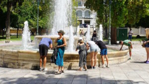 Καύσωνας: Έως και 43,5°C πριν την υποχώρηση – Πού «χτύπησε κόκκινο» ο υδράργυρος και πότε δροσίζει