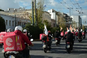Στάση εργασίας σε eFood και Wolt – Τα αιτήματα των διανομέων μετά τον θάνατο 20χρονου