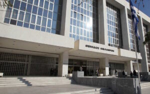Breaking News: Βύρωνας: Απέτρεψαν επίθεση με χειροβομβίδα – Στόχος φέρεται να ήταν ο Ισίδωρος Ντογιάκος