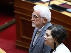 Ορκίστηκαν οι νέοι βουλευτές, Θεοδώρα Ακριώτου και Ιωάννης Καριπίδης