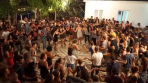 Μουσικοί καταγγέλλουν την ποινικοποίηση των πανηγυριών