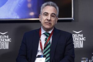Η ΕΞΑΠΑΤΗΣΗ ΩΣ ΦΑΡΣΑ ΦΑΝΕΡΩΝΕΙ ΑΔΥΝΑΜΙΕΣ