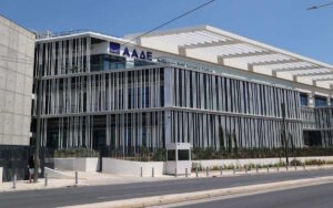 ΑΑΔΕ: Άνοιξε η ρύθμιση έως 72 δόσεων για ληξιπρόθεσμα χρέη – Ποιοι μπορούν να ενταχθούν και τι πρέπει να προσέξουν