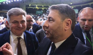 Κόκκινα δάνεια: Σκληρή επίθεση Φαραντούρη στα funds – «Χρειάζεται πραγματική προστασία για τους δανειολήπτες»