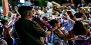 Αντίρριο: Από το πανηγύρι στη συμπλοκή – Τραπέζια και καρέκλες εκτοξεύτηκαν στον αέρα