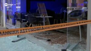 Αθήνα: Δύο εκρήξεις μέσα σε 30 λεπτά – Στο μικροσκόπιο της ΕΛ.ΑΣ. οι επιθέσεις σε καφετέριες