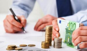 Επίδομα έως 300 ευρώ