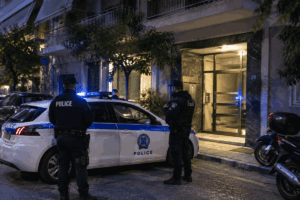 Πυροβολισμοί σε πολυκατοικία στο Παγκράτι