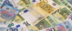 Αυξάνονται αντί να μειώνονται τα «φέσια» του Δημοσίου προς τους ιδιώτες