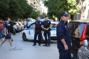 Καλλιθέα: Έληξε ο συναγερμός για τα ύποπτα φιαλίδια