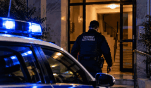 Βόλος: Καταδικάστηκε 35χρονος για επίθεση στη σύντροφό του – Καθοριστική η παρέμβαση αστυνομικού
