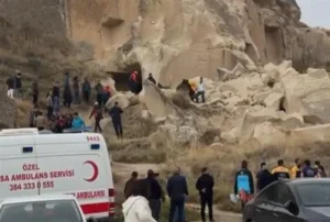 Βράχοι καταπλάκωσαν και σκότωσαν δύο ανθρώπους στην Καππαδοκία