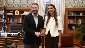Και επίσημα στο ΠΑΣΟΚ η Μυρτώ Κοροβέση